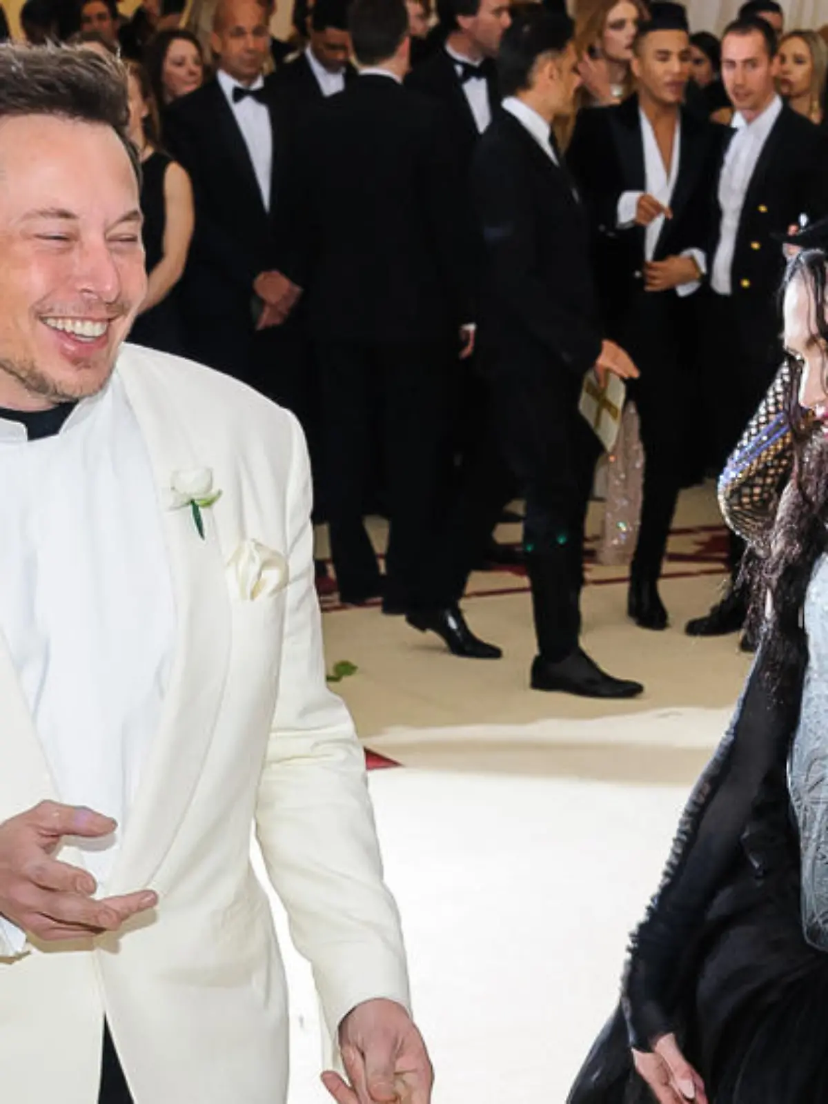 So kamen Grimes und Elon Musk auf den seltsamen Namen für ihr Baby