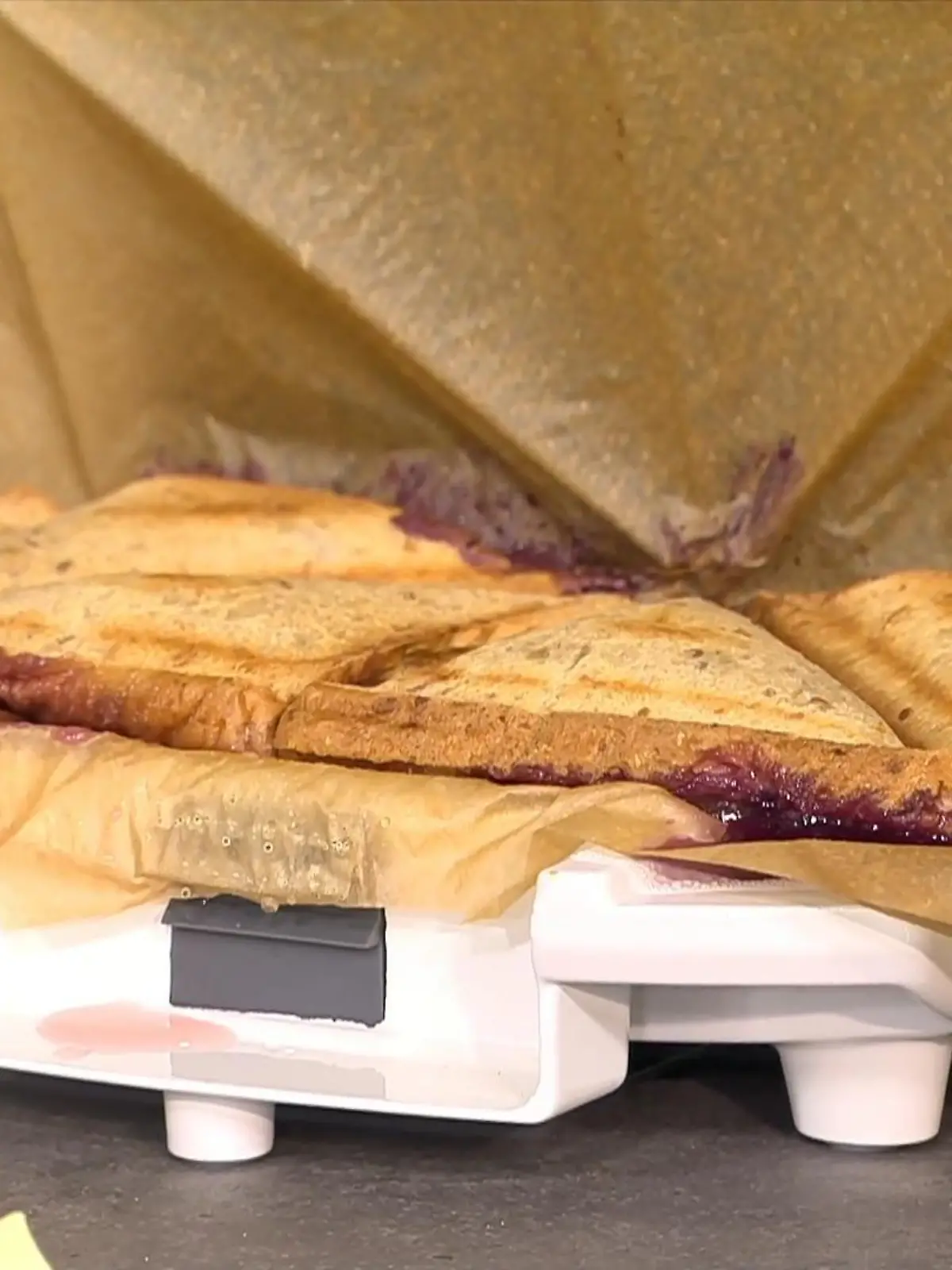 Bild zu: "Blitz-Rezepte für den Sandwichmaker"
