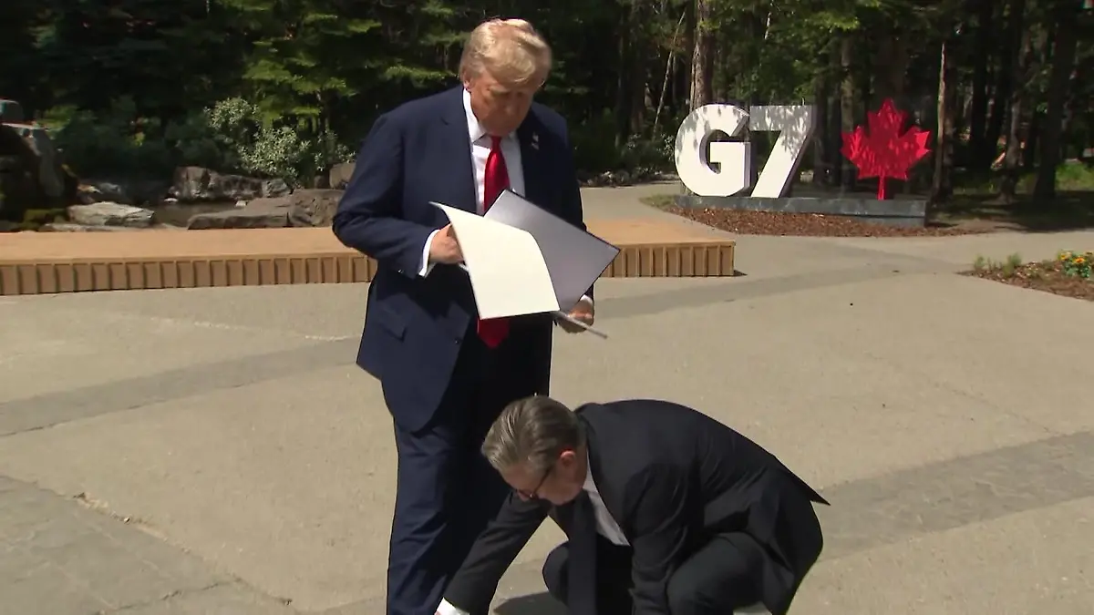 Für Trump muss ER sich bücken! Briten-Premier beseitigt Präsidenten-Panne Was ist schon ein Handelsabkommen?! 
