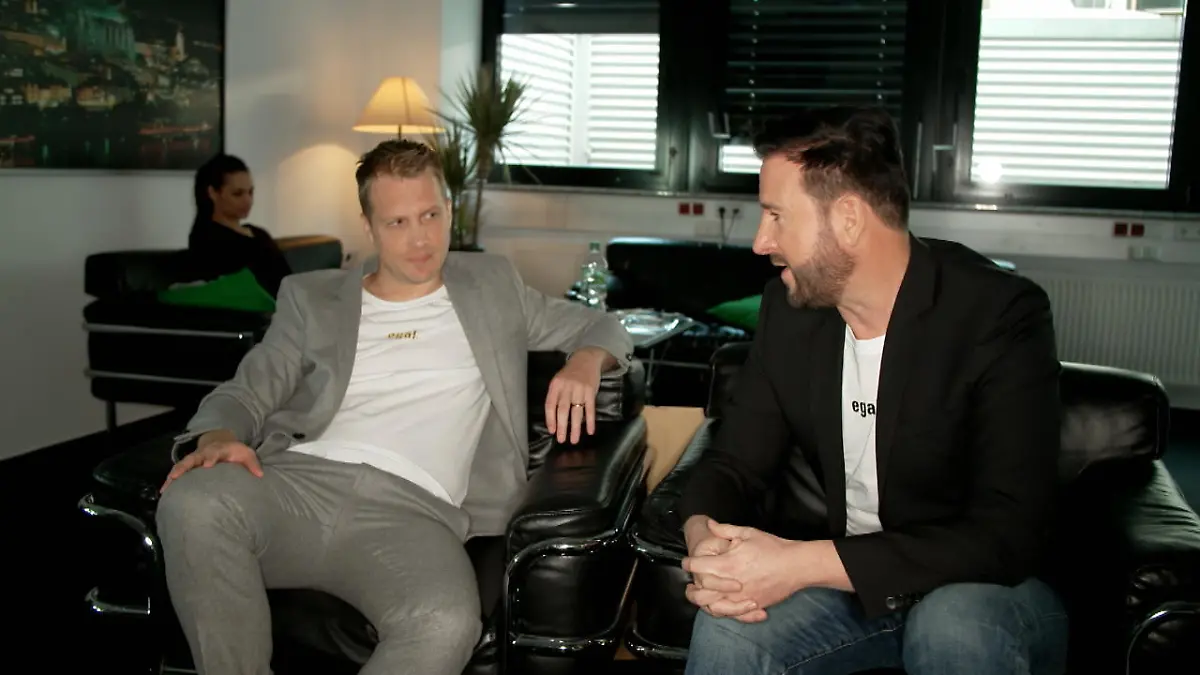 Warum Olli Pocher nicht bei Wendlers Trauung zusagen will Oliver Pocher pfeift auf die Wendler-Hochzeit