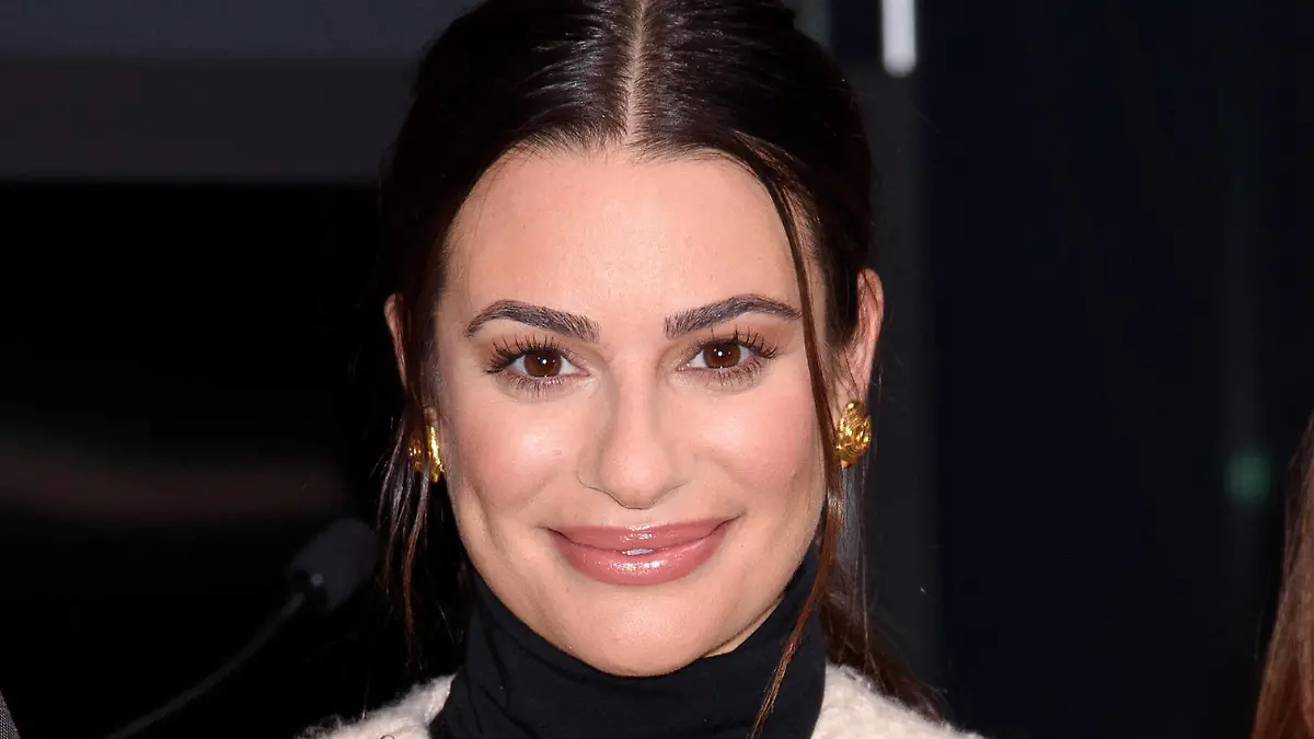 December 3, 2019, New York, New York, United States: Actress Lea Michele turns on the 2019 Holiday Light Show at The Empire State Building on December 03, 2019 in New York City New York United States PUBLICATIONxINxGERxSUIxAUTxONLY - ZUMAny1 20191203zafny1008 Copyright: xJanetxMayerx