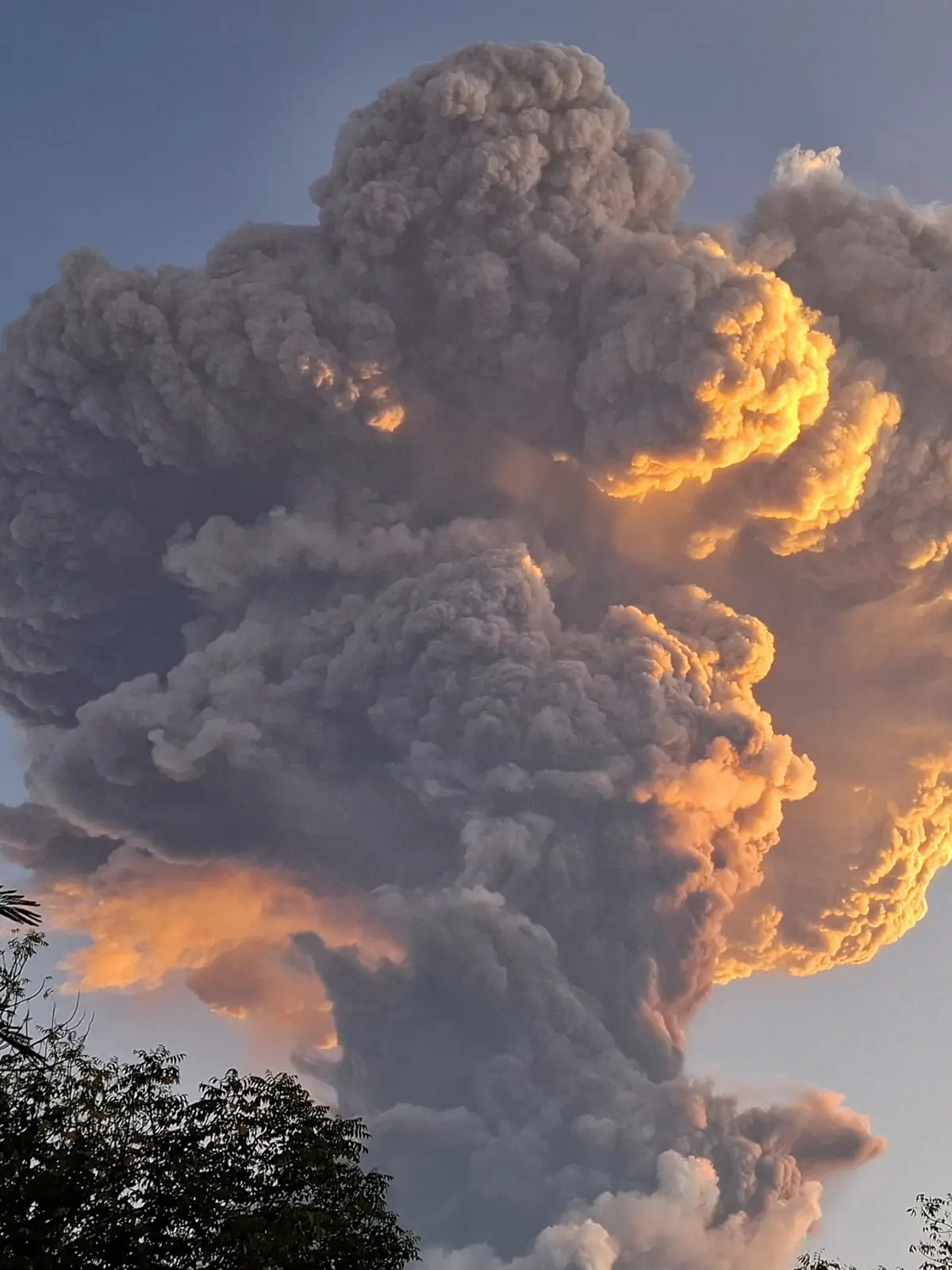 Vukanausbruch auf indonesischer Insel Flores 