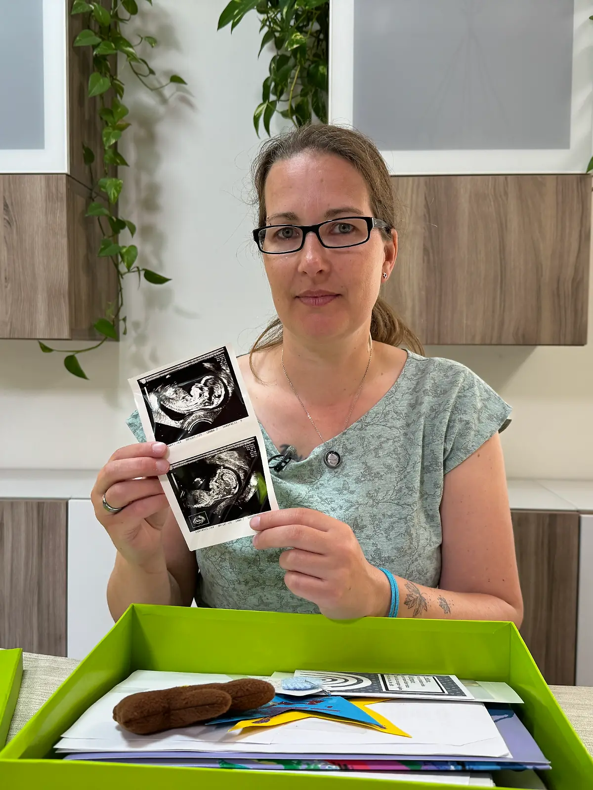 Bild zu: "Mama Stefanie spricht über Fehlgeburt: „Ich hielt mein totes Kind in der Hand”"