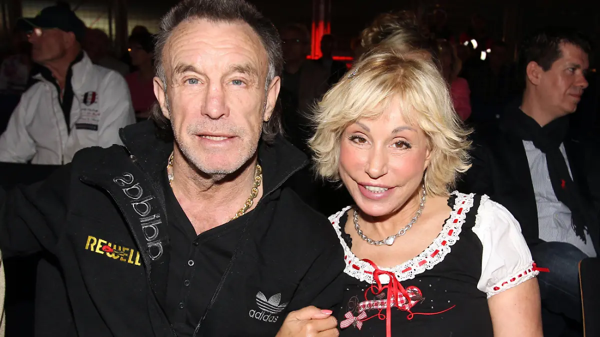 Internationale Berufsboxgala in Berlin, 3.5.2014 Velodrom Ex-Boxer Rene Weller mit Freundin Maria