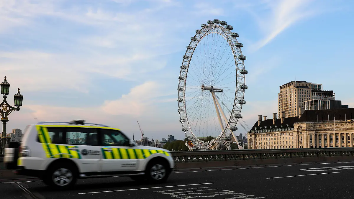 April 23, 2020, London, England, United Kingdom: London 

Ronny Best's father works for St. Thomas' Hospital in London on the frontline of the fight against COVID 19. He joined paramedics and emergency services during a weekly tribute to frontline workers on Westminster Bridge, outside the Houses of Parliament. 

The weekly 'Clap for Heroes', promoted by the Mayor of London and supported by the British government has been met with criticism by those who support and call for better working conditions, safety, PPE (Personal Protective Equipment), better working hours and better remuneration for key workers. 

The UK has lived through years of financial austerity and cuts had affected response capacity of the Police, Fire Services, the National Health Services and transport services, even before the current crisis. 

(Credit Image: Paola Desiderio/ZUMA Wire)

Pictured: GV,General View
Ref: SPL5163790 230420 NON-EXCLUSIVE
Picture by: Paola Desiderio/ZUMA Wire / SplashNews.com

Splash News and Pictures
USA: +1 310-525-5808
London: +44 (0)20 8126 1009
Berlin: +49 175 3764 166
photodesk@splashnews.com

World Rights, No Argentina Rights, No Belgium Rights, No China Rights, No Czechia Rights, No Finland Rights, No France Rights, No Hungary Rights, No Japan Rights, No Mexico Rights, No Netherlands Rights, No Norway Rights, No Peru Rights, No Portugal Rights, No Slovenia Rights, No Sweden Rights, No Switzerland Rights, No Taiwan Rights, No United Kingdom Rights
