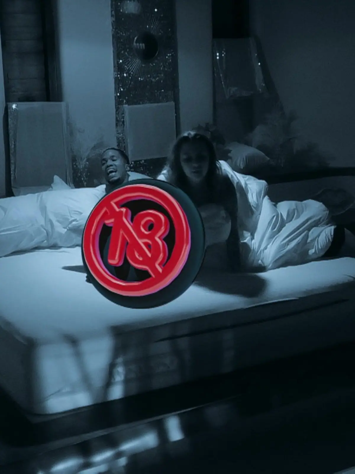 Bild zu: "Für diese Sex-Szene schämt Joshi Josh sich in Grund und Boden"