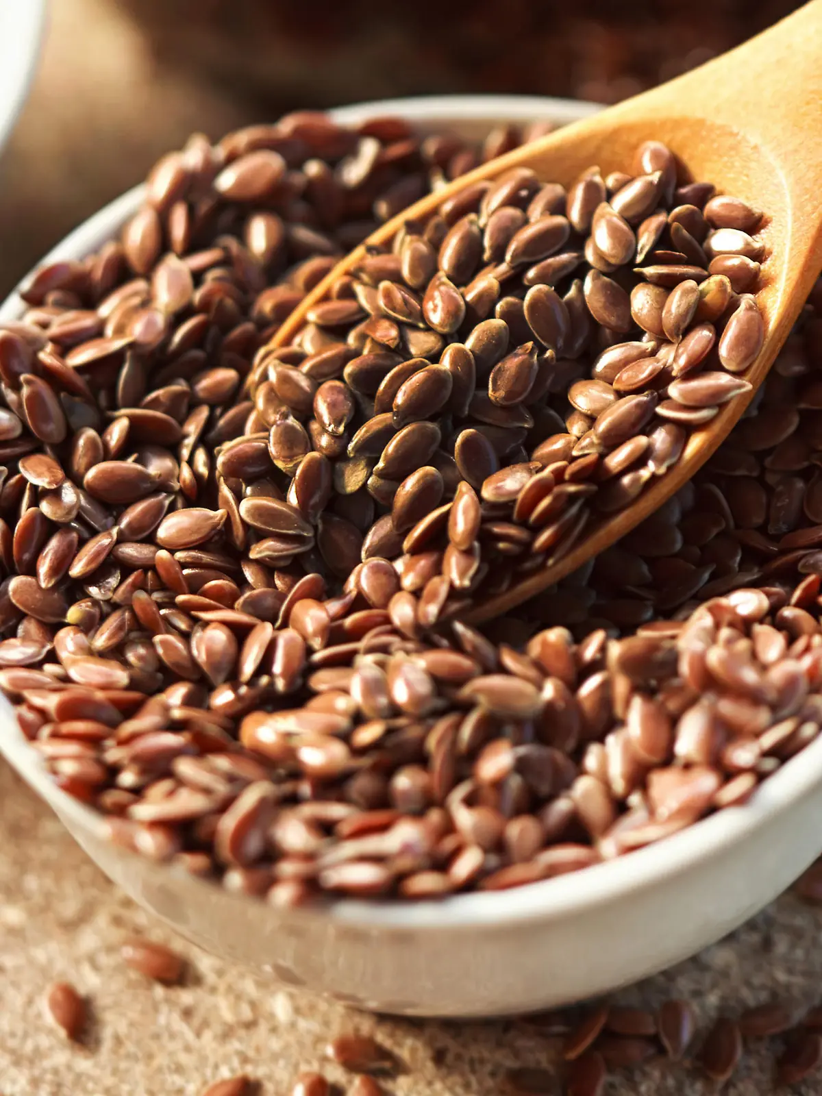 Leinsamen jeden Tag zum Müsli essen.