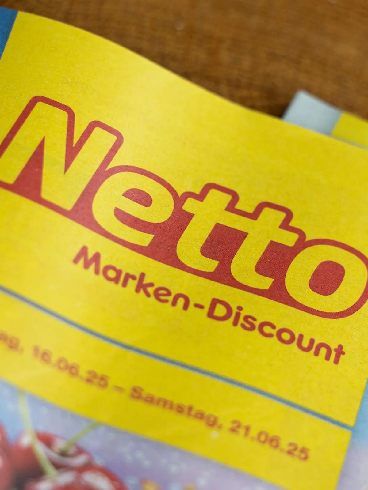 Bild zu: "Weil zu viel geklaut wird: Discounter führt SB-Kassen NUR noch für Stammkunden ein"