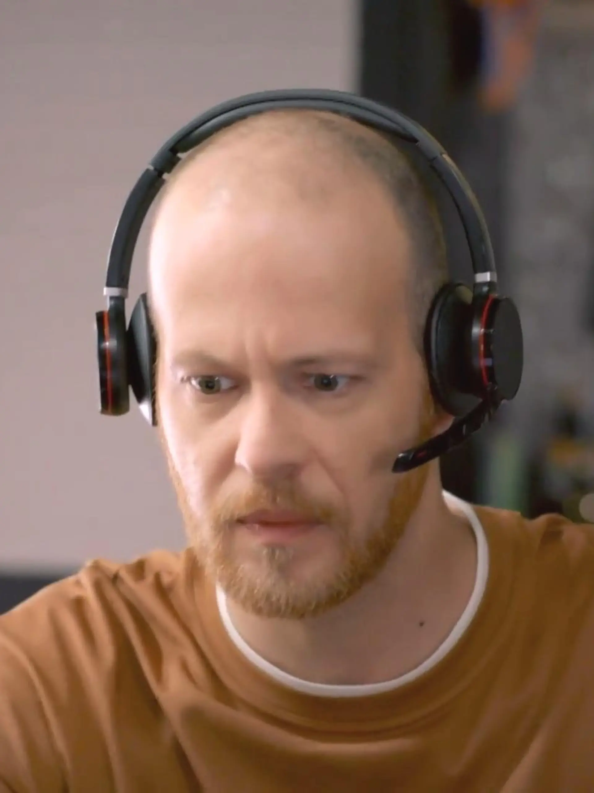 Unter uns: Tobias denunziert David übers Radio