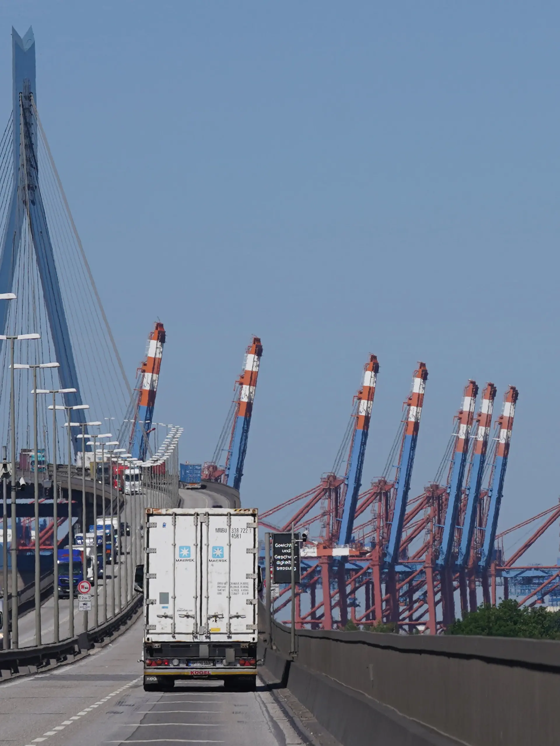Köhlbrandbrücke bleibt gesperrt