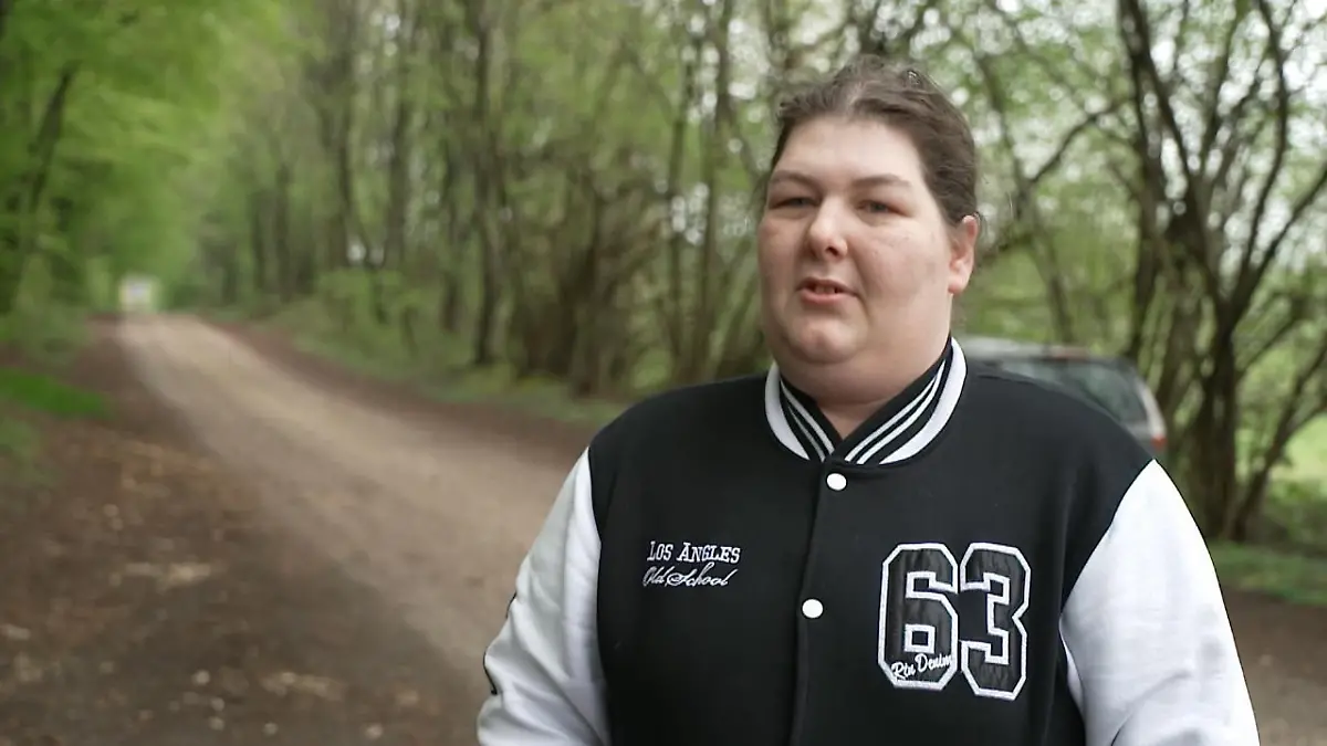 Prostituierte sorgt für Nachbarschaftsstreit Missachtung der Corona-Regeln?