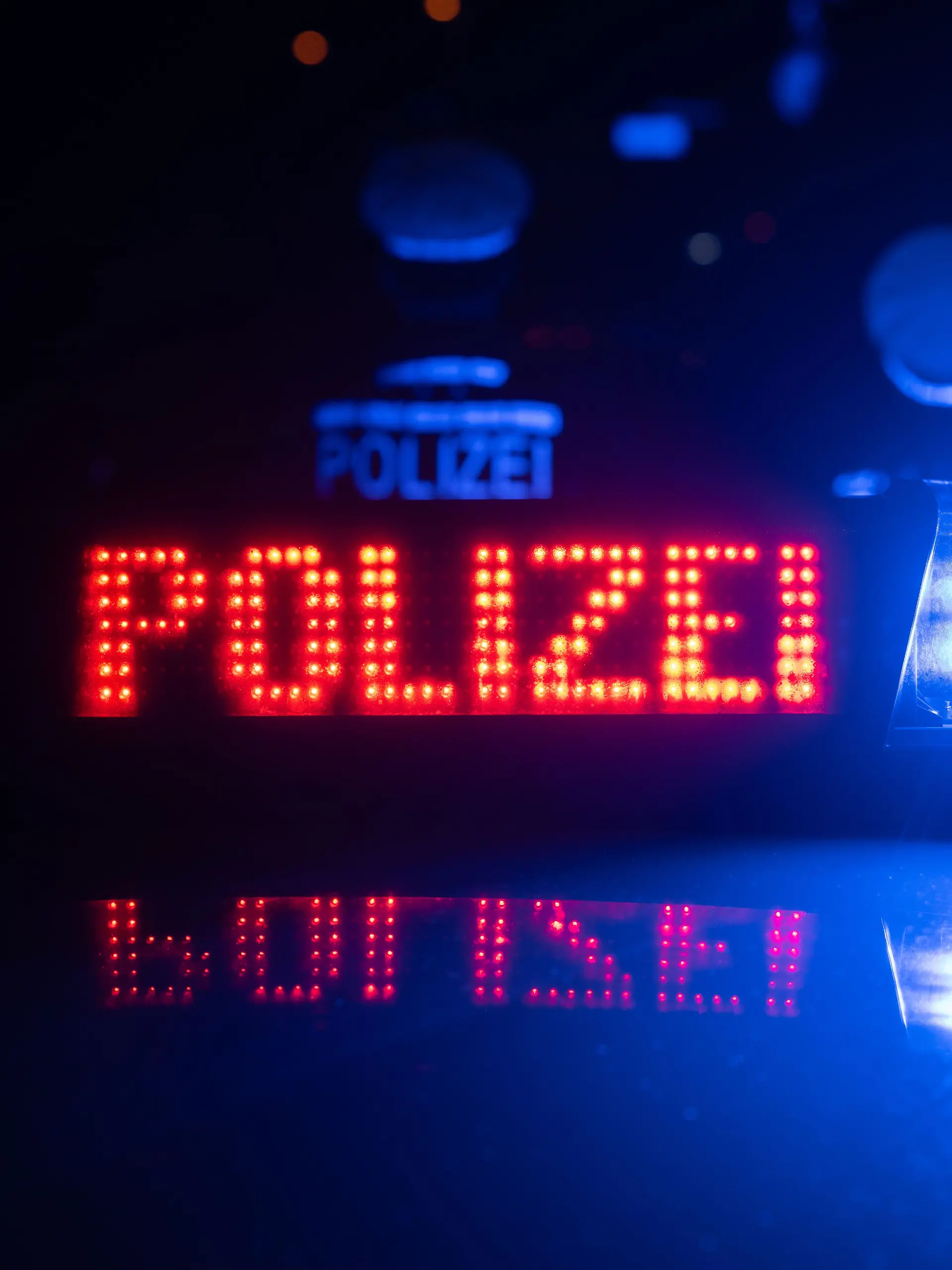 Bild zu: "Frau (58) sterbend auf Radweg gefunden – Zeugen gesucht!"
