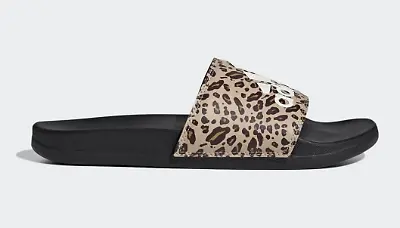 Adidas Comfort Adilette mit Leo-Muster
