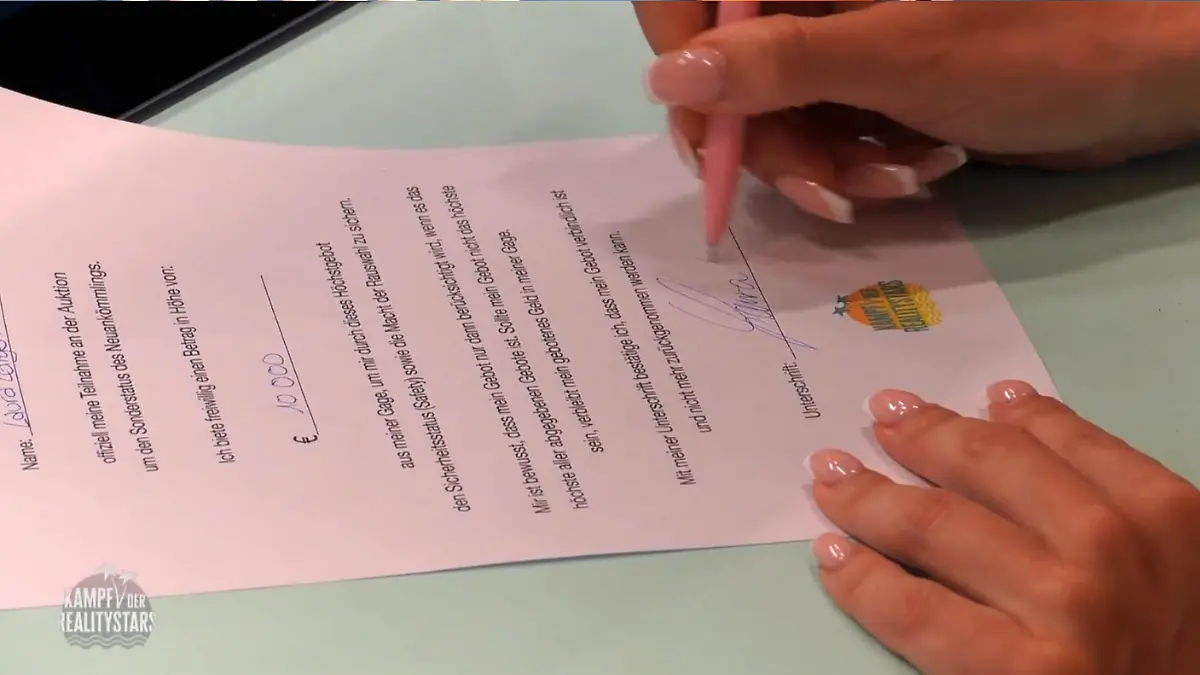 Kampf der Realitystars: Die Unterschrift sitzt und der Deal steht!
