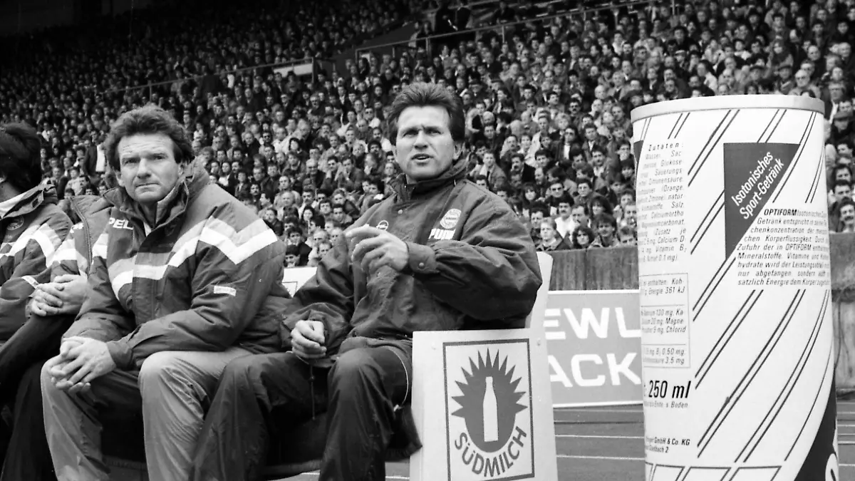 Egon Coordes (l) neben Jupp Heynckes.