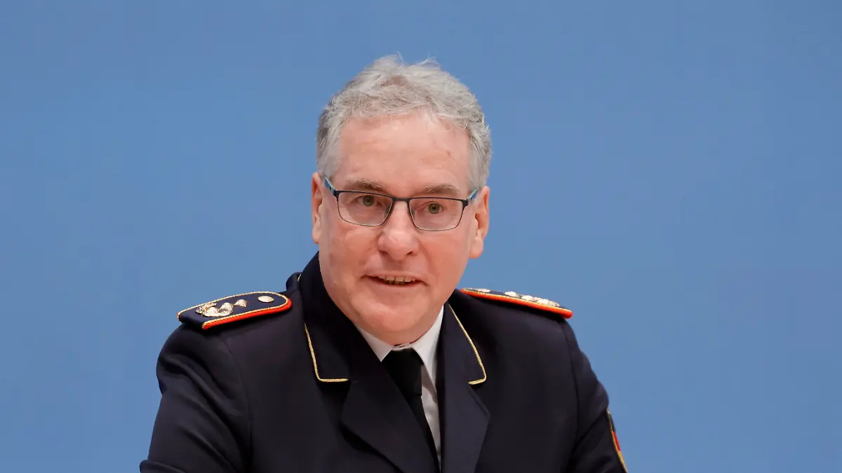 Deutschlands oberster Feuerwehrmann Karl-Heinz Banse