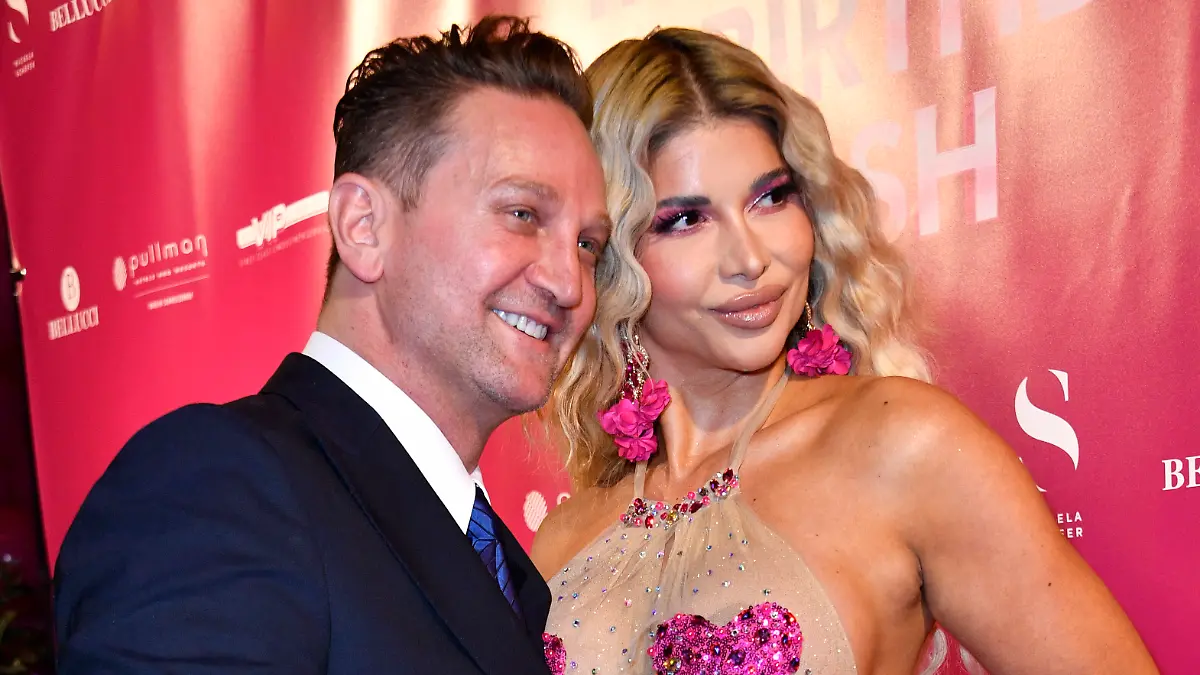 Micaela Schäfer mit Partner Adriano Hess bei der 40. Geburtstagsfeier von Micaela Schäfer ‘Micas 40th Birthday Bash’ im Bellucci. Berlin, 01.11.2023