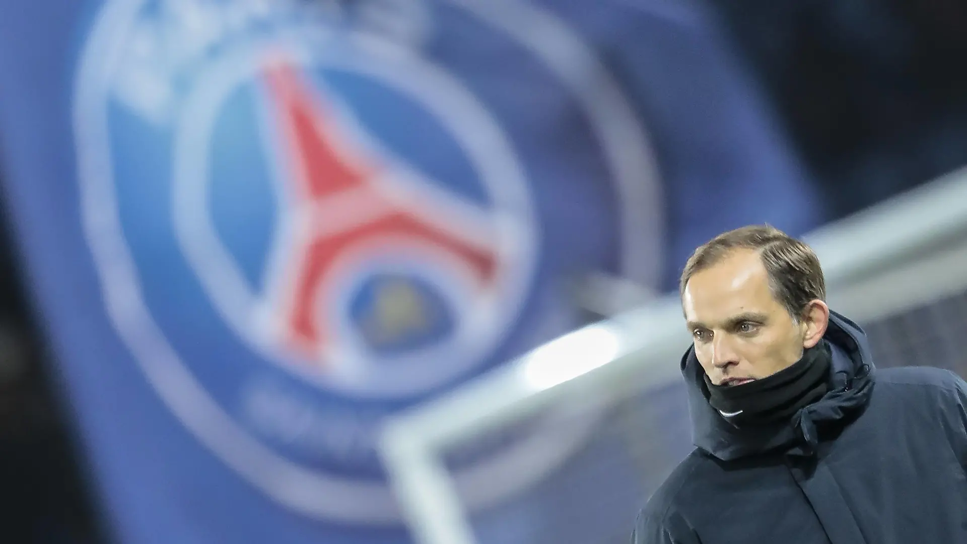 Thomas TUCHEL PSG, regard lointain inteerogateur en fin de match avec la pespective de se priver de Neymar da Silva Santos Junior - Neymar Jr PSG pour la rencontre contre Manchester United ManU en Champions League FOOTBALL : PSG v STRASBOURG - 16e de Finale Coupe de France - 23/01/2019 StephaneAllaman/Panoramic PUBLICATIONxNOTxINxFRAxITAxBEL