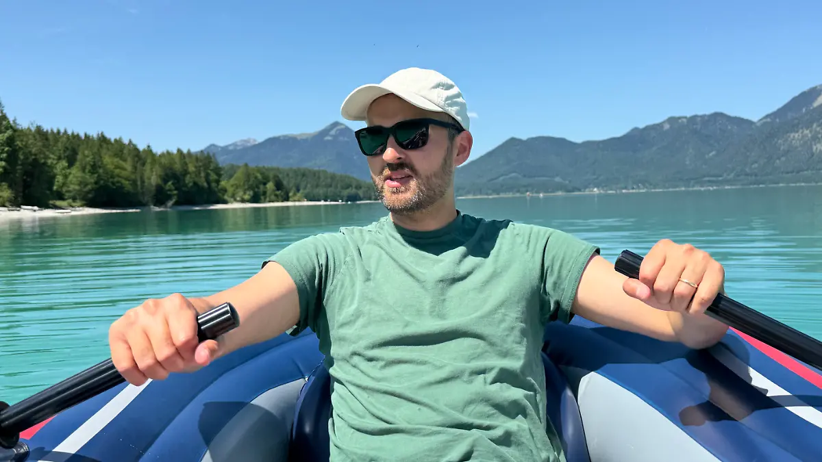 RTL Reporter rudert im Bestway Hydro‑Force Treck X3 