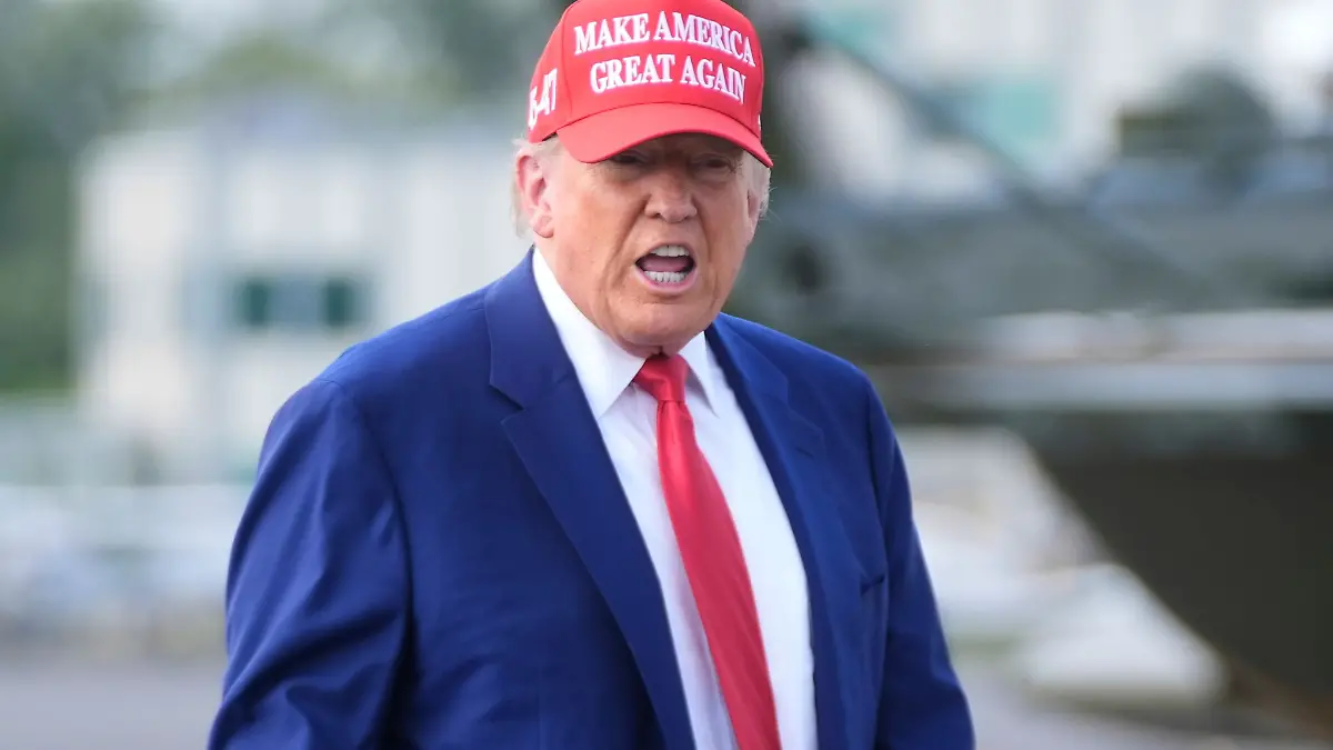 Tagelang wollte Trump sich mit Blick auf eine militärische Intervention der USA im Iran nicht festlegen.