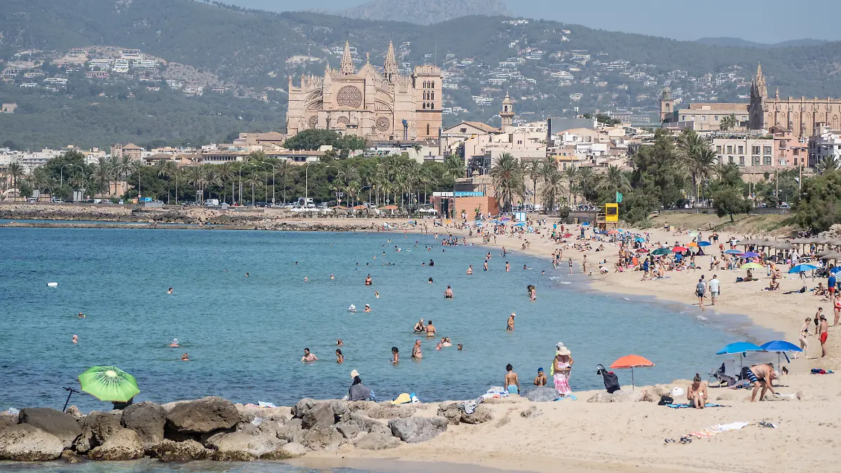 Fäkalien im Wasser! An Palmas Stadtstrand Can Pere Antoni hat es einen unschönen Zwischenfall gegeben.