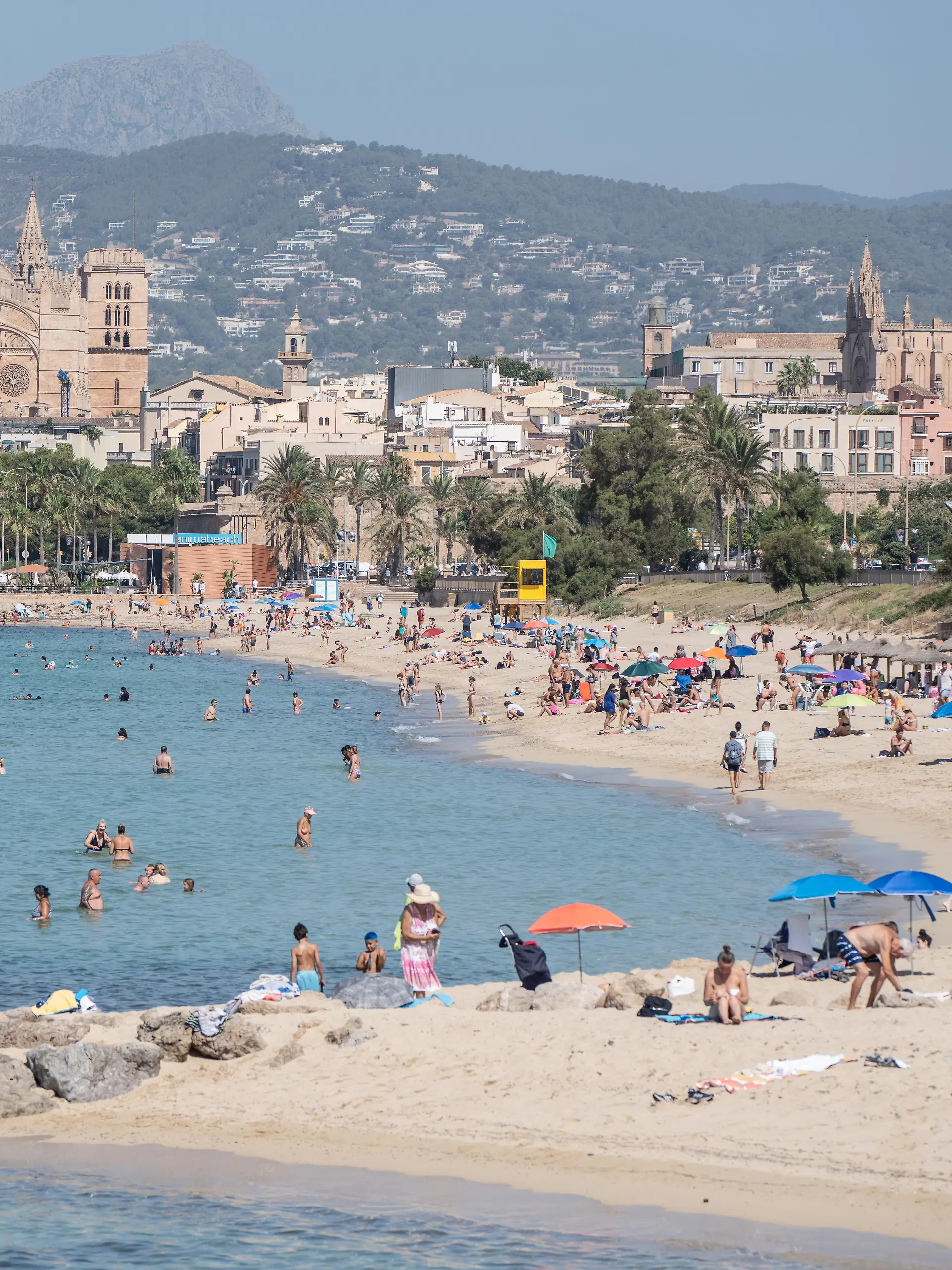 Fäkalien im Wasser! An Palmas Stadtstrand Can Pere Antoni hat es einen unschönen Zwischenfall gegeben.