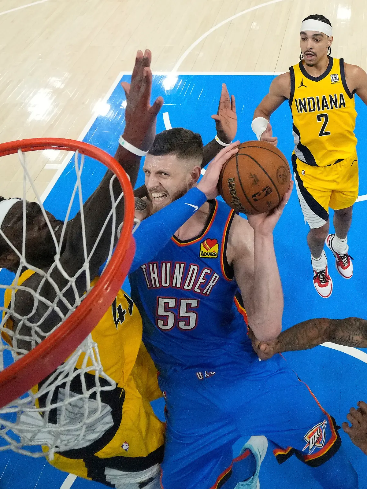 Bild zu: "14 Jahre nach Nowitzki! Zweiter Deutscher gewinnt NBA-Meisterschaft"