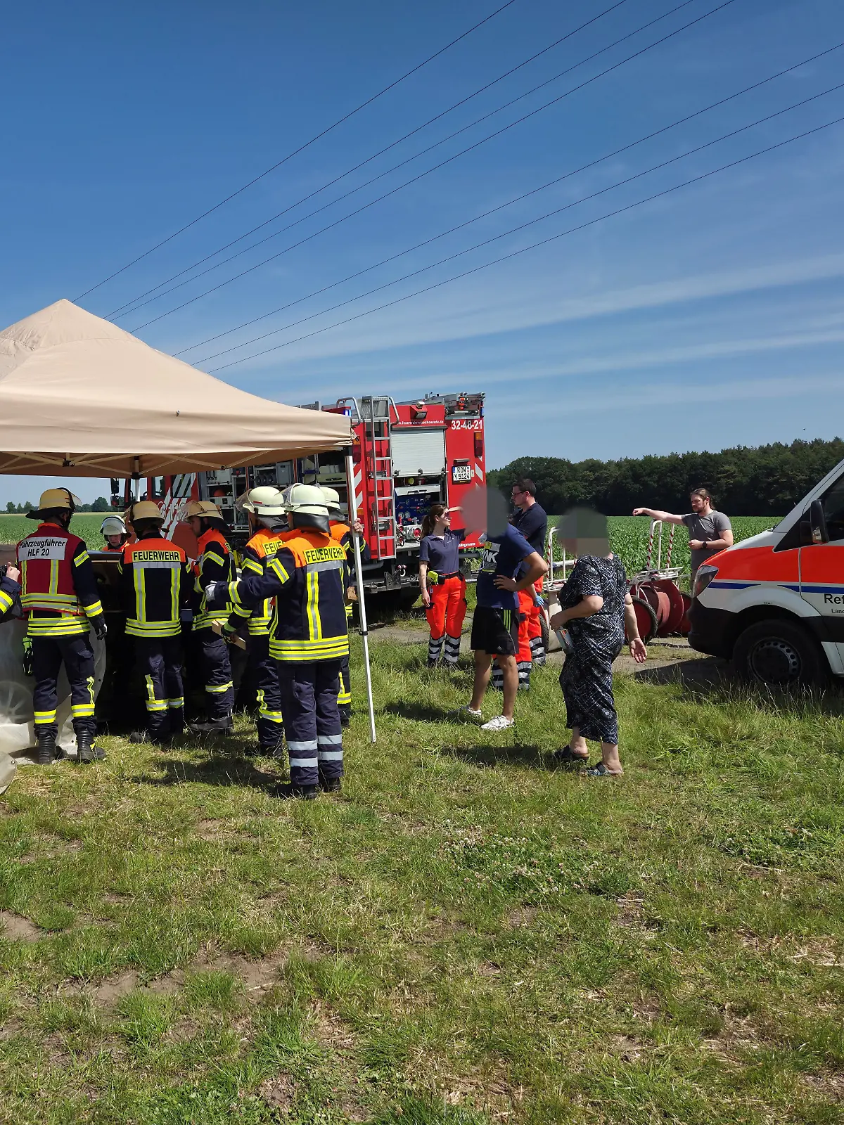 Bild zu: "Brüder suchen im Auto Schutz vor Hitze - plötzlich gehen die Türen nicht mehr auf"