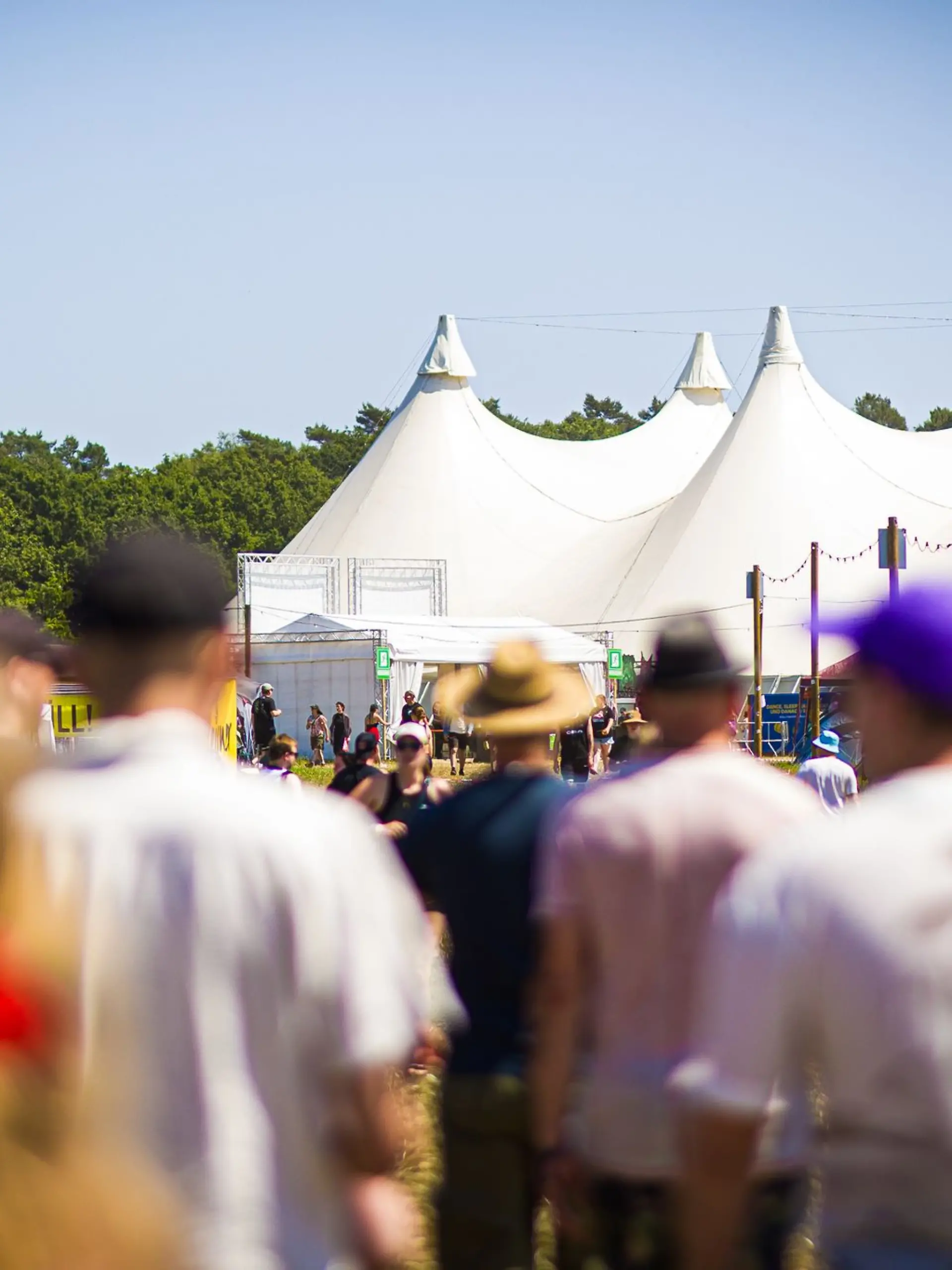 Bild zu: "Frau (41) stirbt auf Festivalgelände"