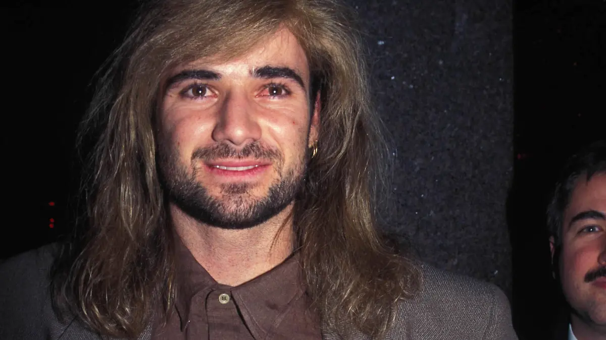 Agassi Anzug Jung