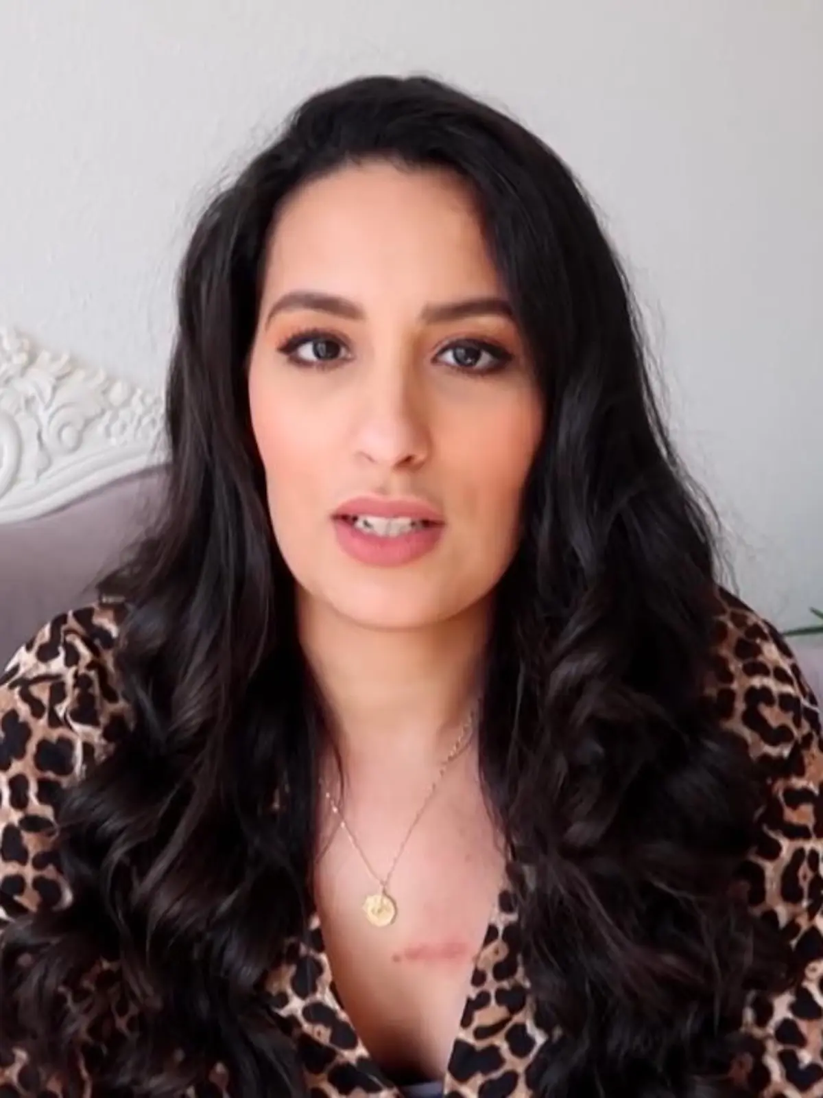 Bild zu: "YouTuberin Dounia Slimani: Schockdiagnose Krebs"