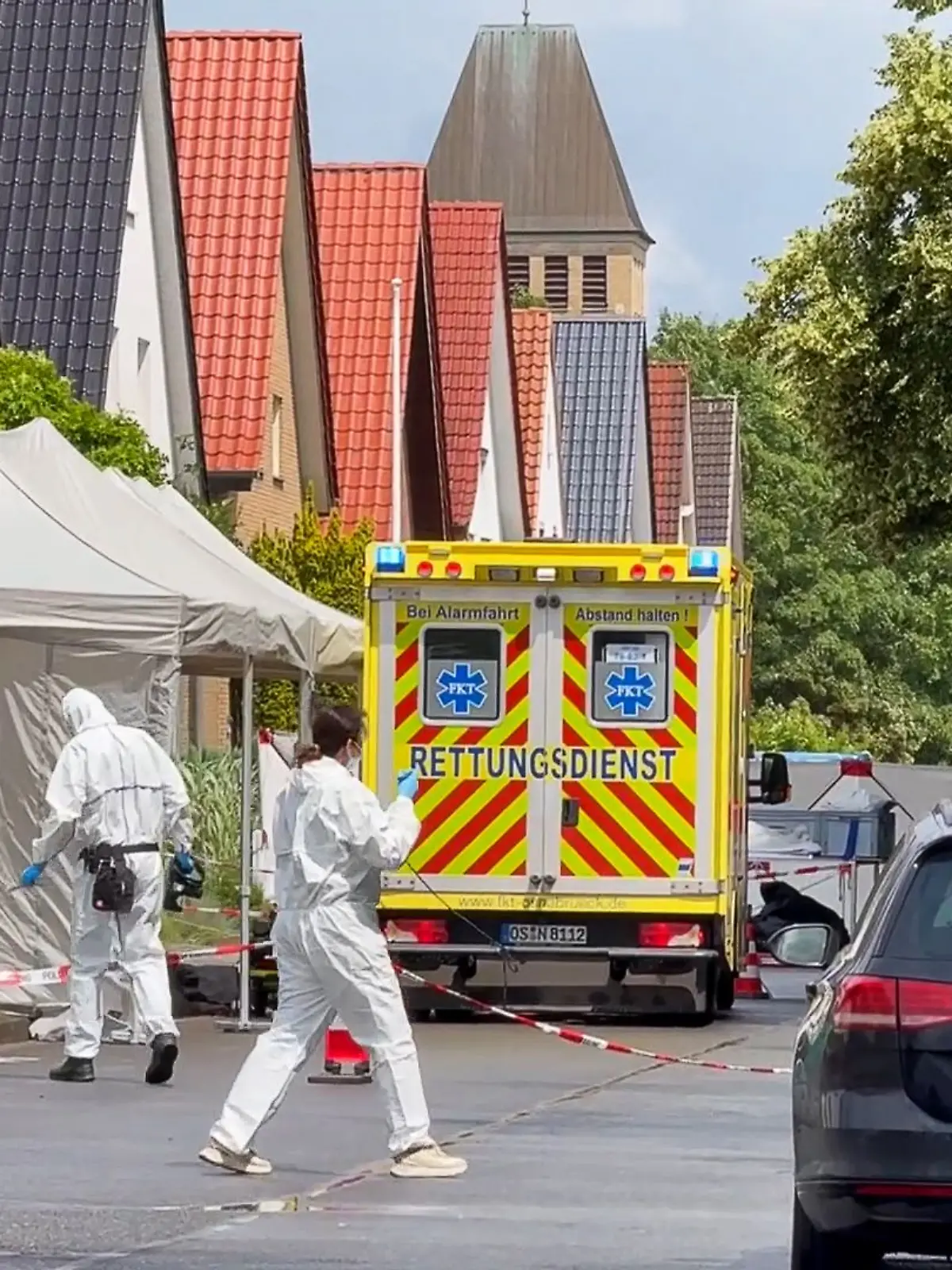 Bild zu: "Mann schießt Frau in den Kopf und danach auf sich selbst    "
