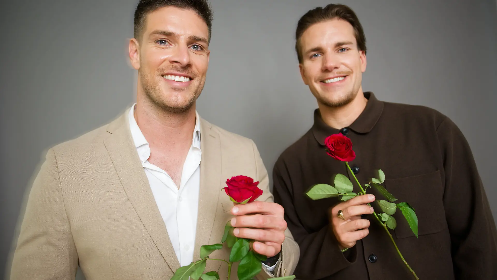 Erst wird gekuschelt, dann geknutscht! Hier kommt der erste Bachelors-Kuss Achtung, Spoiler!