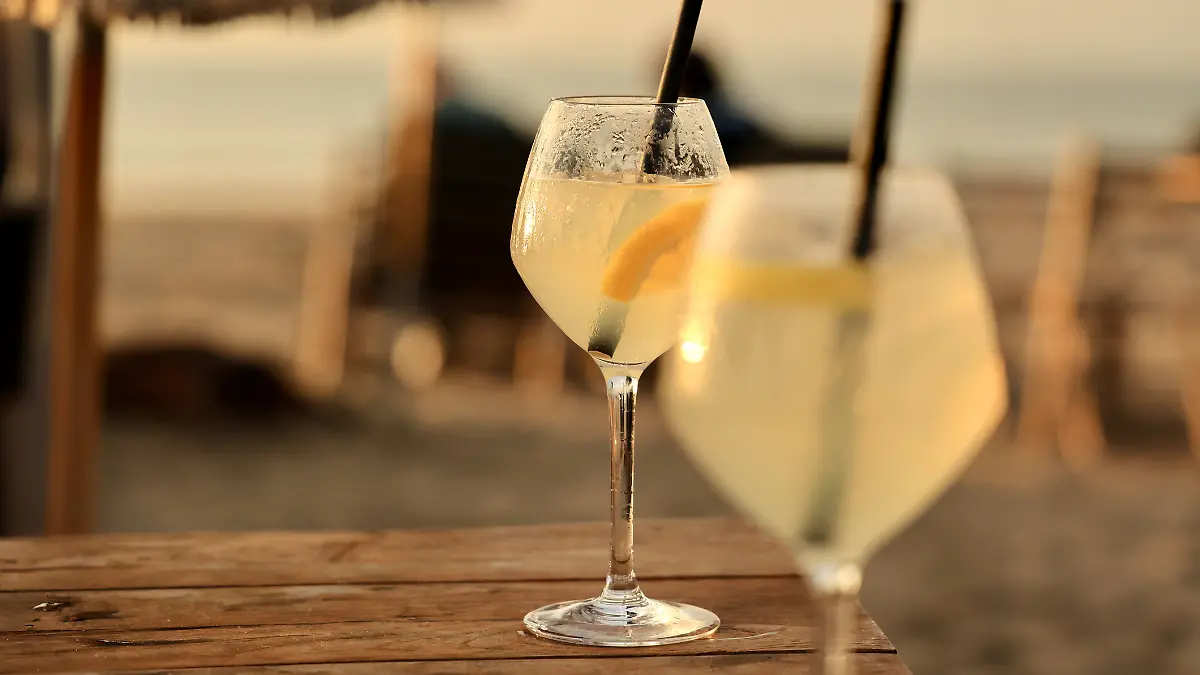 Limoncello Spritz