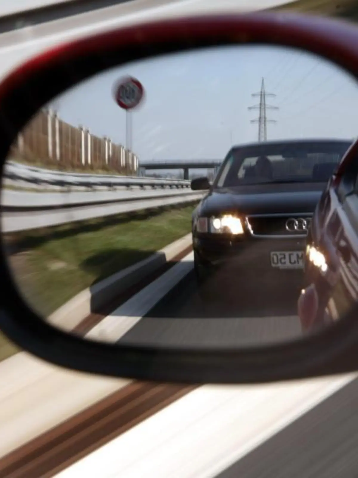 Drängler auf der Autobahn
