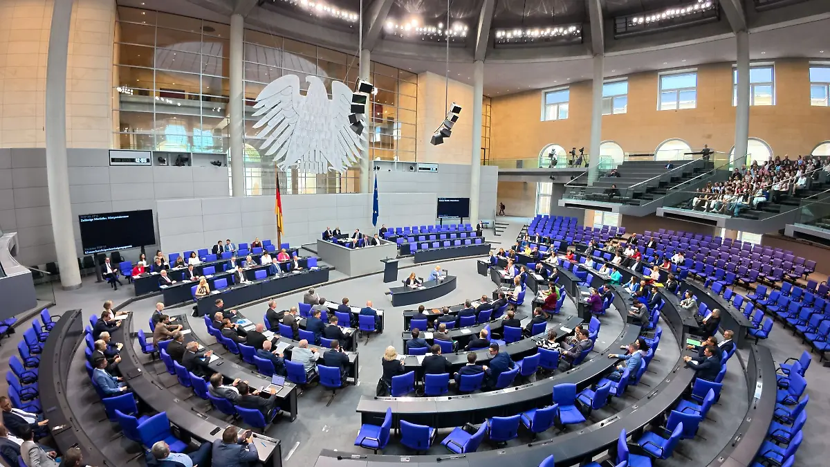 Alle Fraktionen bis auf die Grünen stimmten für die Einsetzung des PKGr.
