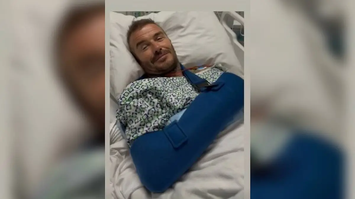 Victoria Beckham teilt ein Bild von David Beckham im Krankenhaus.
