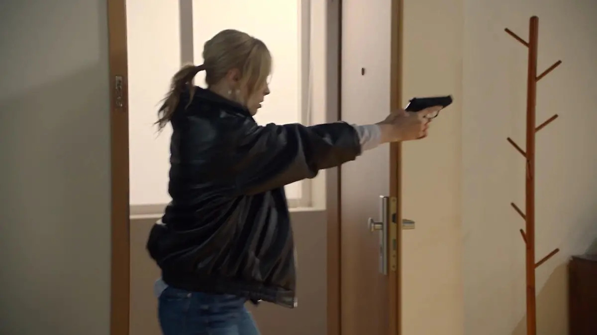GZSZ-Vorschau heute im TV: Gerner und Paulina sind auf der Flucht – vor  bewaffneter Zoe!