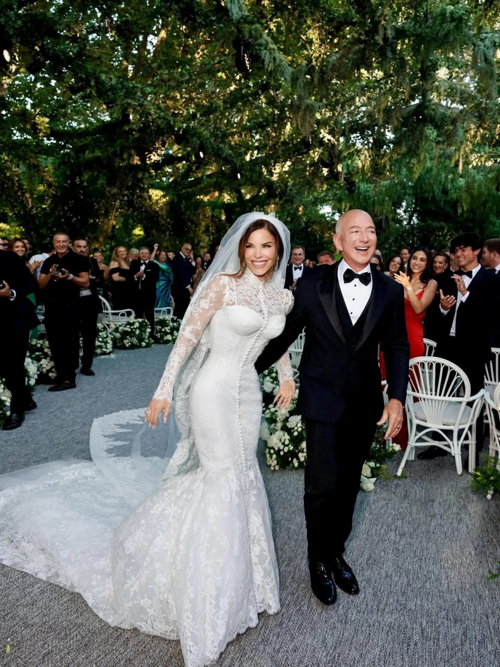 Bild zu: "Welchen Star Lauren Sánchez bei ihrer Hochzeit schmerzlich vermisst hat "