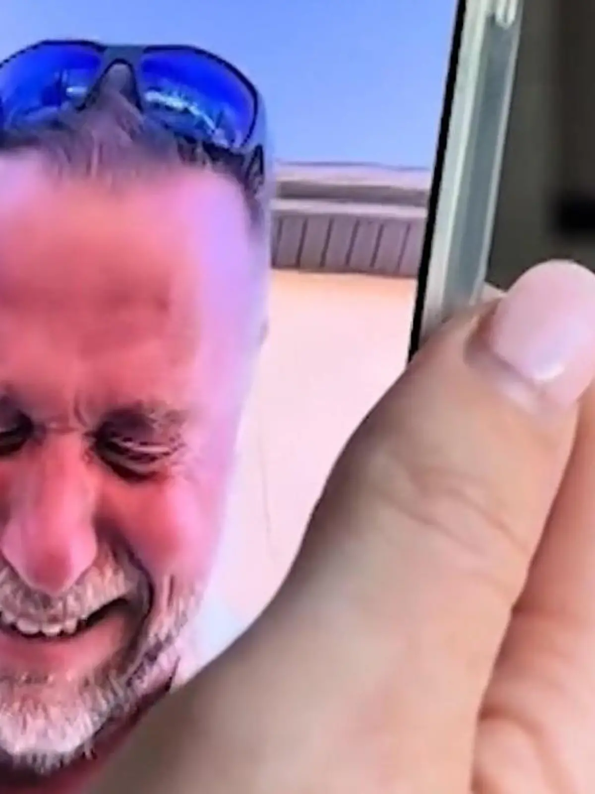 Bild zu: "Tochter erzählt Vater von Schwangerschaft – er reagiert supersüß!"