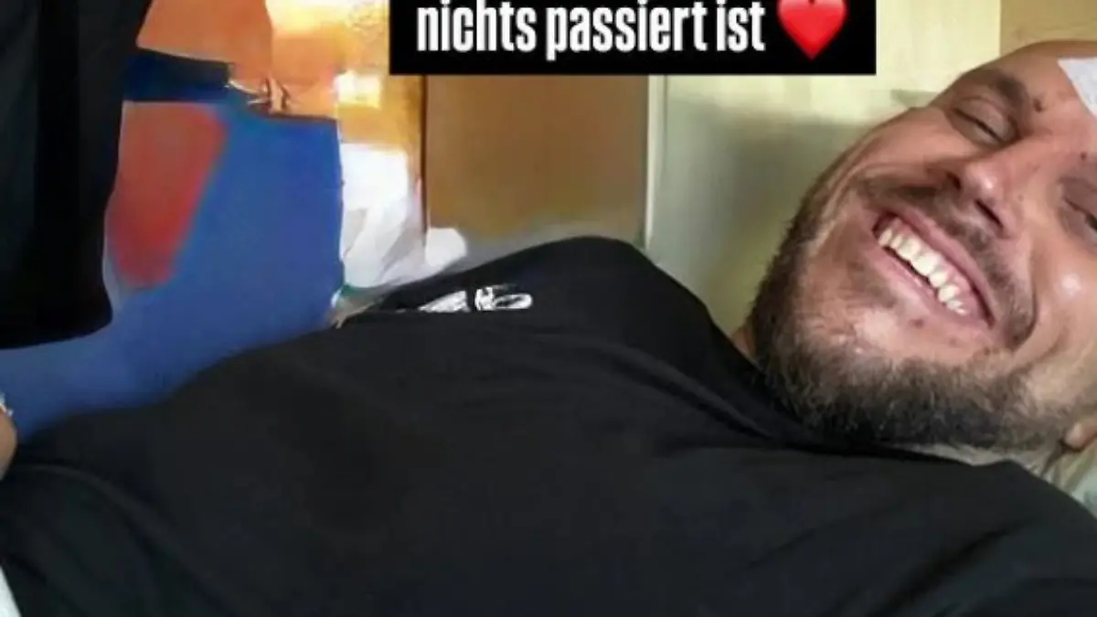 Bruder Nils sei das Auto gefahren, sich aber glücklicherweise nur eine Prellung am Finger zugezogen.