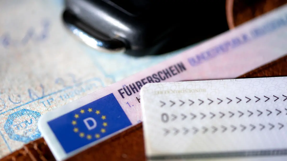 Hunderte Führerscheinbesitzer haben im vergangenen Jahr in Thüringen die Fahrerlaubnis wegen Gesundheitsproblemen zumindest zeitweise verloren (Symbolfoto).