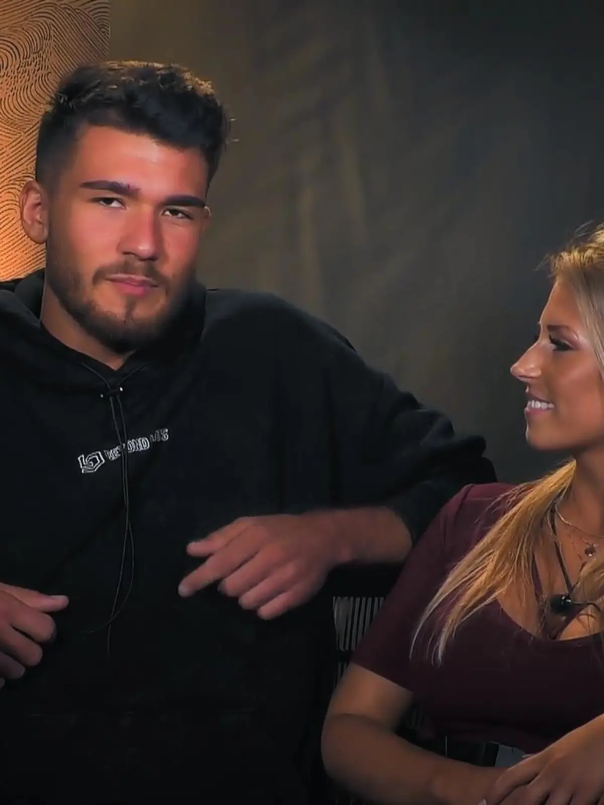 "Are You The One?": Laurin verrät Melissa, dass er viele weibliche Freunde hat. Wie reagiert sie?