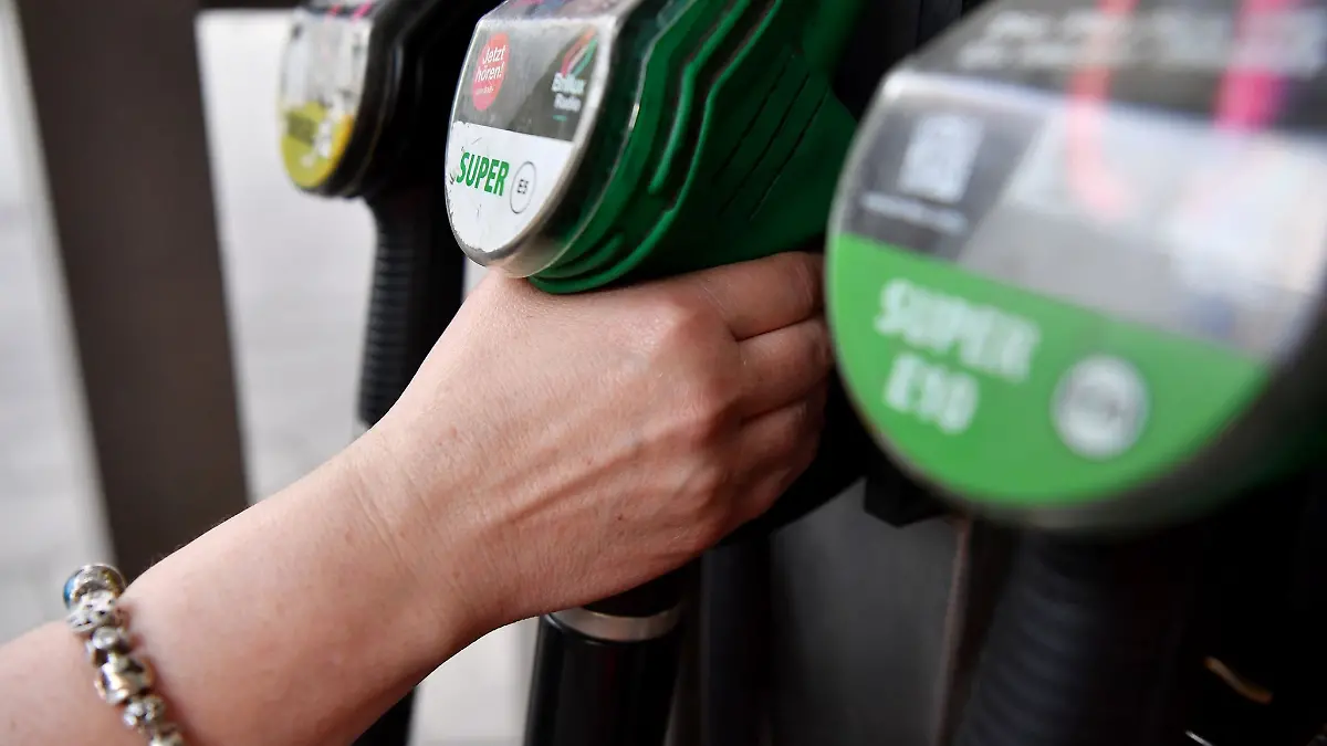 Bild zu: "Spritpreisbremse tritt in Kraft! Wann tanke ich jetzt am günstigsten?"