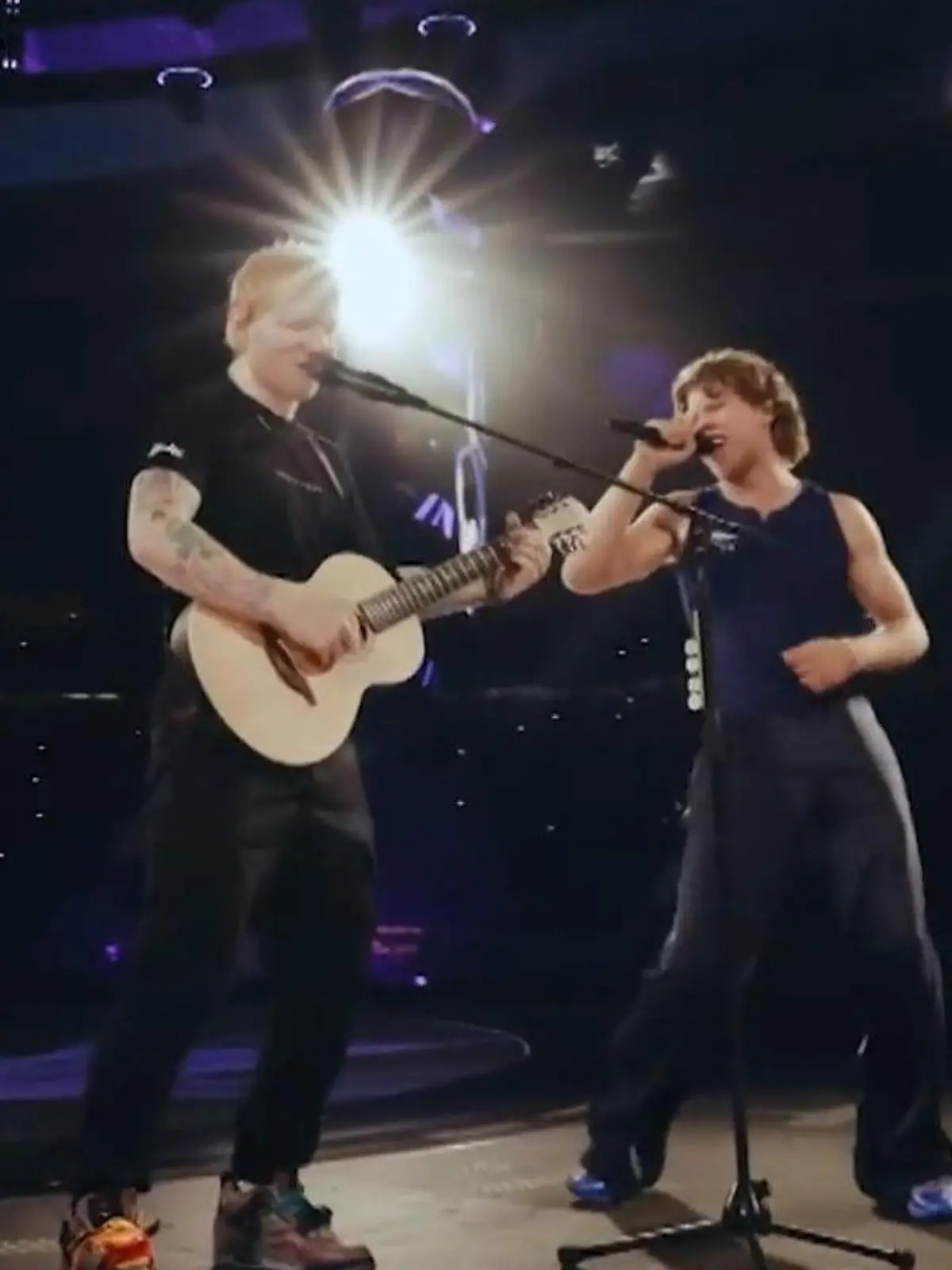 Bild zu: "Ed Sheeran singt mit IHM auf Deutsch – und Publikum flippt aus!"