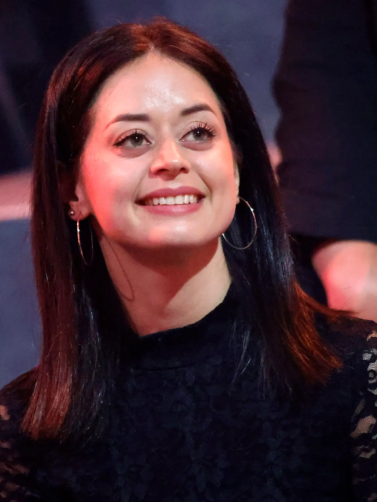 Bild zu: "Sie kann wieder lachen! „Let’s Dance”-Star Malika meldet sich nach OP"