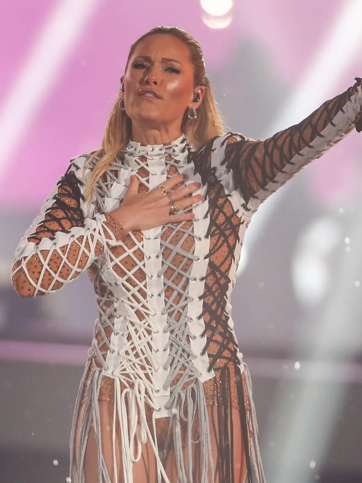 xmhx - Helene Fischer am 20.08.2022 auf dem Messegelände in München
Helene Fischer bei ihrem einzigen Konzert 2022 in München.
Foto: osnapix