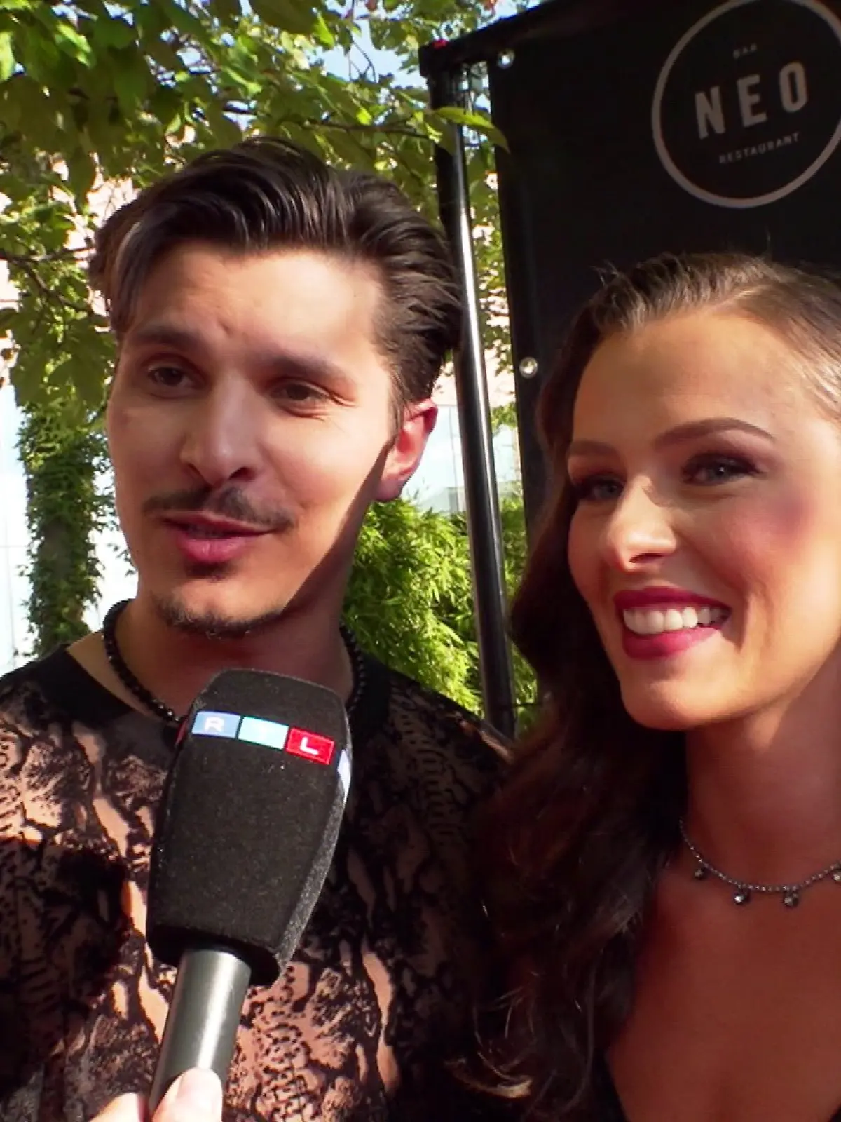 Die „Let’s Dance”-Stars Alexandru und Patricija Ionel plaudern bei der „All ogether”-Sommerparty in Heidelberg.