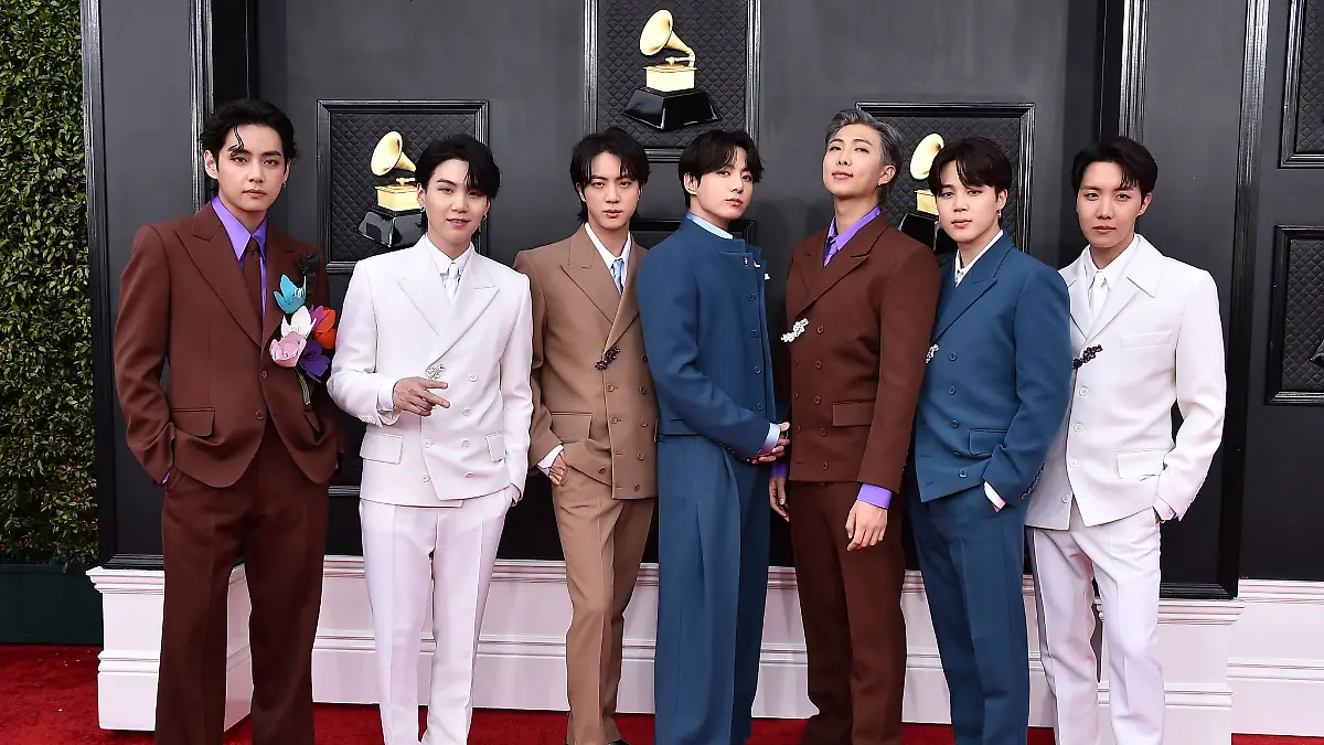 Ein Foto vor ihrer mehrjährigen Pause: BTS bei den Grammy Awards 2022. (Archivbild)