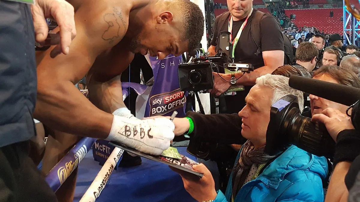 Anthony Joshua und Andreas von Thien